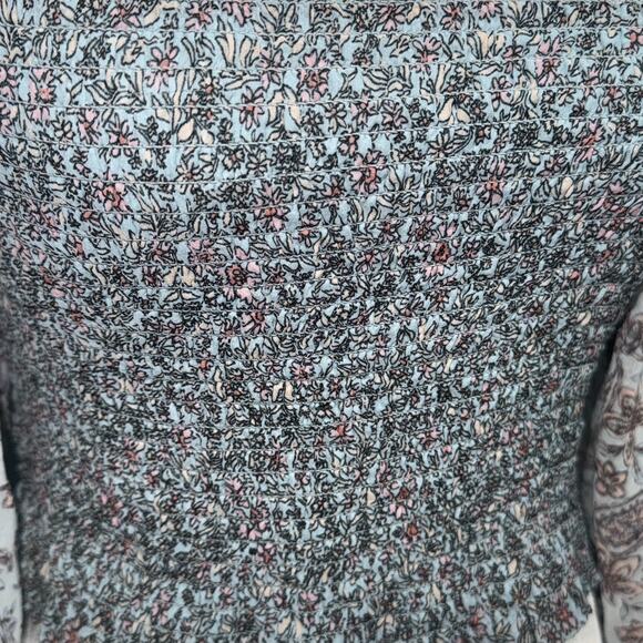 American Eagle Womens XS Smocked Blouse Paisley Romantic Feminine Dainty Sheer - Picture 3 of 8